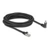 Delock GigE Kamera Kabel RJ45 Stecker 45 grad gedreht und 90 grad gewinkelt mit Schrauben zu RJ45 Stecker Cat.6 S / FTP 5 m schwarz